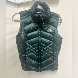 The North Face Green 550 Puffer Vest size Small EUC